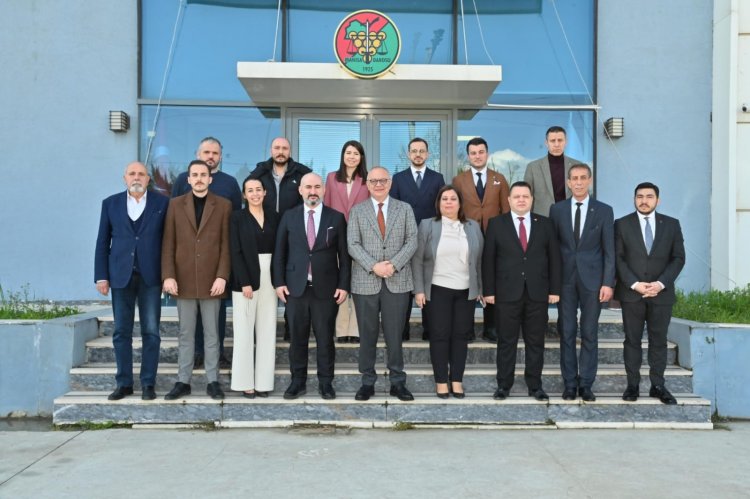 Başkan Cengiz Ergün, Manisa Barosunu Ziyaret Etti
